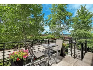 Photo #4: 368456898 Listing 