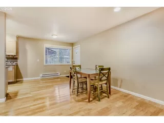 Photo #4: 368689627 Listing 