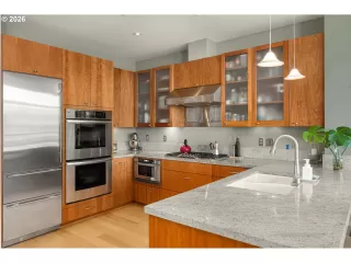 Photo #1: 368768650 Listing 