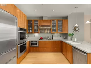 Photo #2: 368768650 Listing 