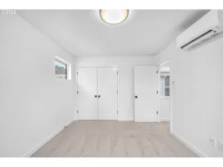 Photo #2: 368839619 Listing