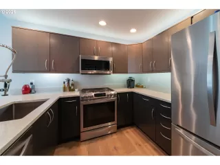 Photo #5: 369827833 Listing 