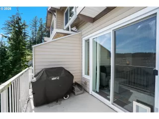Photo #5: 371001958 Listing 