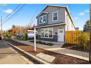 Photo #1: 371400842 Listing 