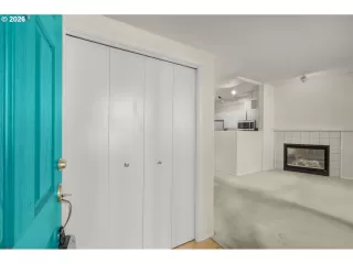 Photo #3: 371503754 Listing 