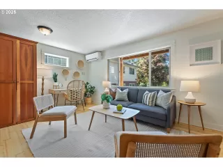 Photo #6: 372312022 Listing 