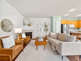 Photo #5: 372501430 Listing 