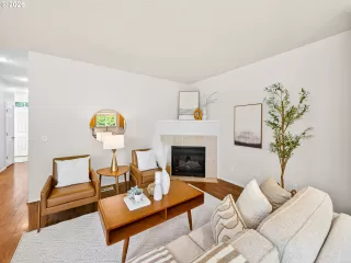 Photo #6: 372501430 Listing 