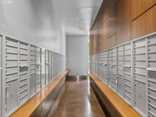 Photo #4: 373139286 Listing 