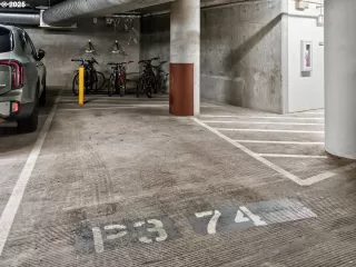 Photo #5: 373139286 Listing 