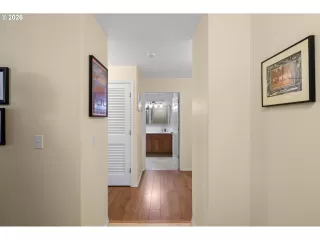 Photo #3: 373667312 Listing 