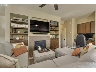 Photo #4: 373741306 Listing 