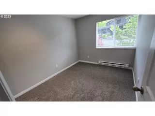 Photo #1: 374036122 Listing