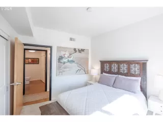 Click for more information on MLS # 374229539 : 12600 SW CRESCENT ST 207 More Details about MLS # 374229539 : 12600 SW CRESCENT ST 207