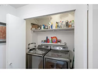 Photo #1: 374229539 Listing 