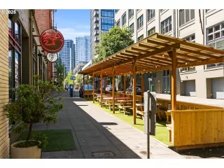 Photo #1: 374566562 Listing