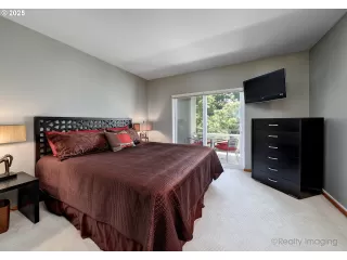 Photo #6: 374822418 Listing