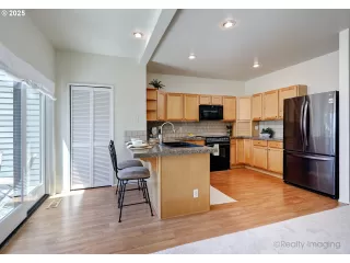 Photo #1: 375574509 Listing