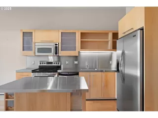 Photo #1: 375872520 Listing