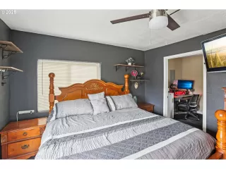 Photo #6: 376321593 Listing