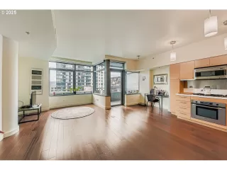 Photo #4: 376662900 Listing 