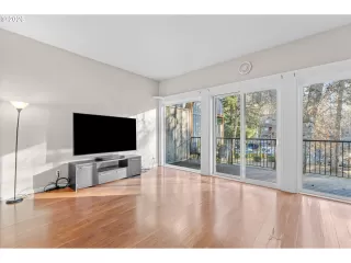 Photo #2: 377397732 Listing 