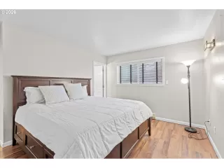 Photo #5: 377397732 Listing 