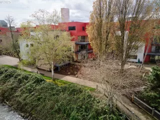 Photo #1: 377770367 Listing