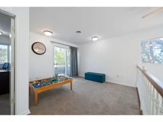 Photo #6: 377874394 Listing 