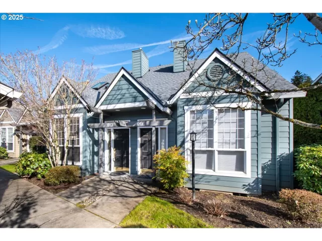 MLS: 378185614 Condo For Sale