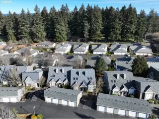 Photo #2: 378185614 Listing