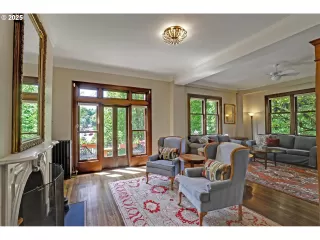 Photo #2: 378469675 Listing 