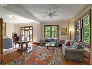 Photo #6: 378469675 Listing 