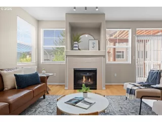Photo #3: 380439834 Listing 
