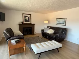 Photo #1: 380628087 Listing