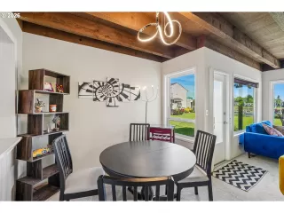 Photo #6: 380647145 Listing 
