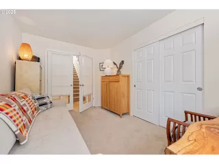 Photo #3: 381386013 Listing 