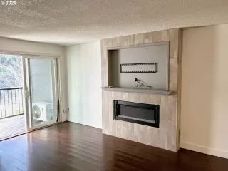 Photo #2: 382224614 Listing 