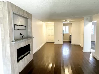 Photo #3: 382224614 Listing 