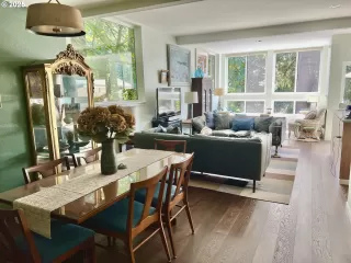 Photo #4: 383354190 Listing 