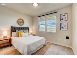 Photo #5: 383651008 Listing 