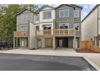 Photo #1: 383701568 Listing