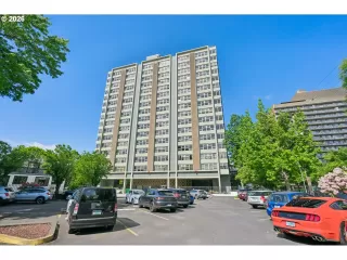 Photo #1: 384129004 Listing