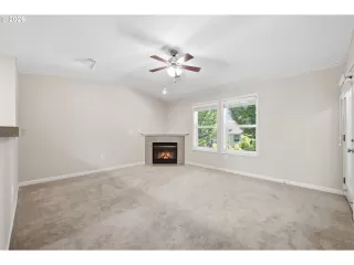 Photo #1: 384264122 Listing