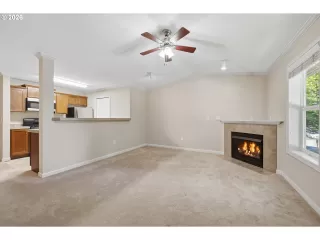 Photo #3: 384264122 Listing