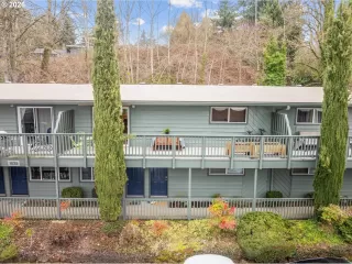 Photo #2: 384729798 Listing 