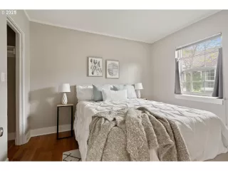 Photo #3: 385206267 Listing