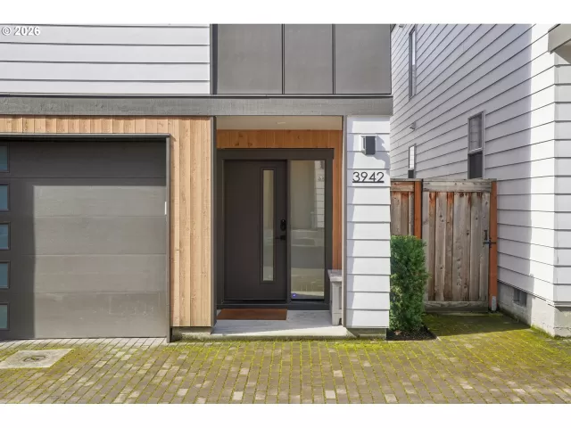 MLS: 385441067 Condo For Sale