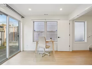 Photo #6: 385441067 Listing 