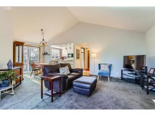 Photo #6: 385620300 Listing 